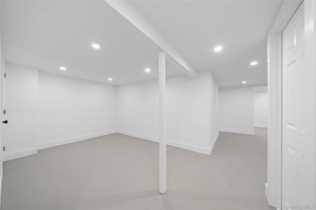 16 Fife Drive, Coram, NY 11727