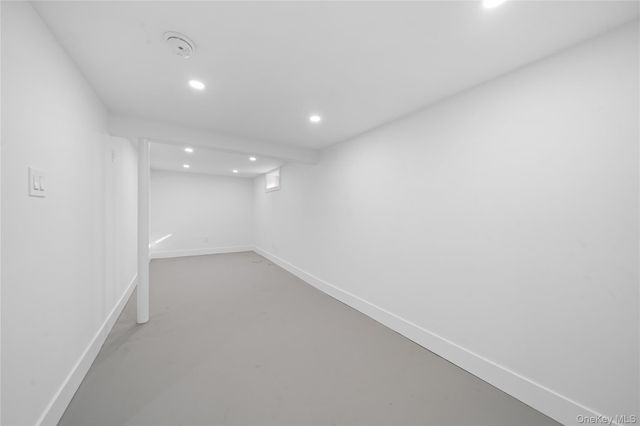 16 Fife Drive, Coram, NY 11727