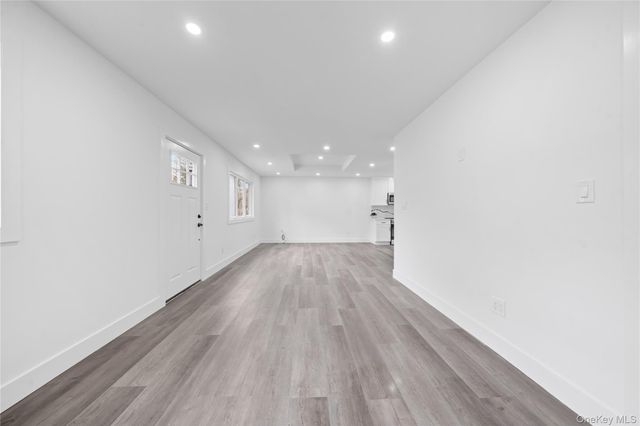 16 Fife Drive, Coram, NY 11727