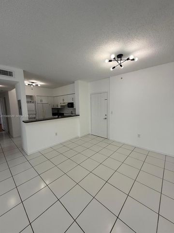 5099 NW 7th St 908, Miami, FL 33126