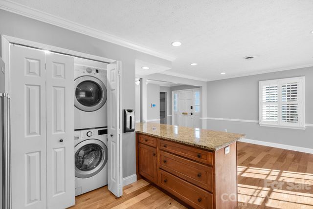 1411 Kensington Road, Hendersonville, NC 28791