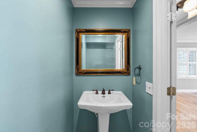 1411 Kensington Road, Hendersonville, NC 28791