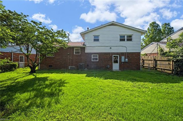 9337 Beaumont ST, Norfolk, VA 23503