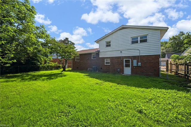 9337 Beaumont ST, Norfolk, VA 23503