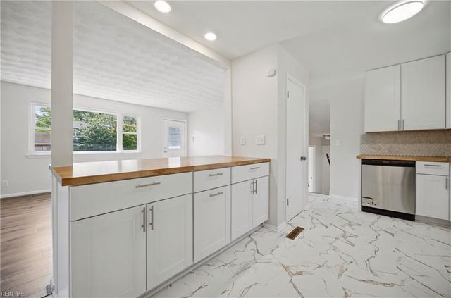 9337 Beaumont ST, Norfolk, VA 23503