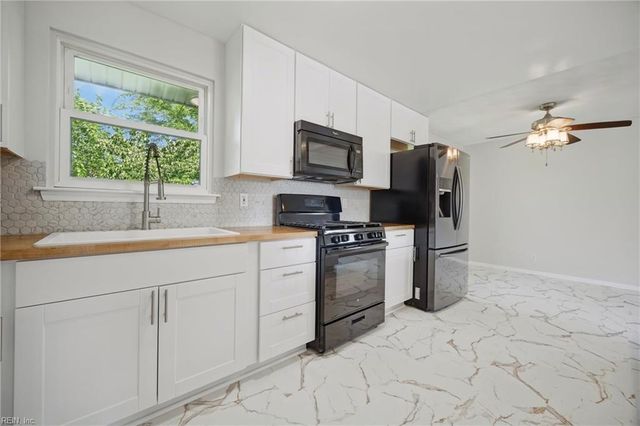 9337 Beaumont ST, Norfolk, VA 23503