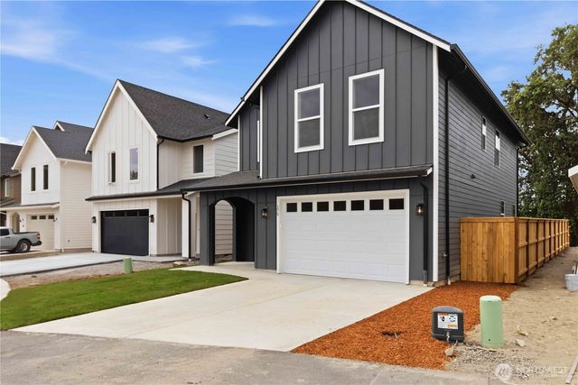 175 Coho Loop, Woodland, WA 98674