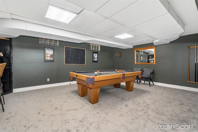 185 S Monroe Street, Rockford, MI 49341