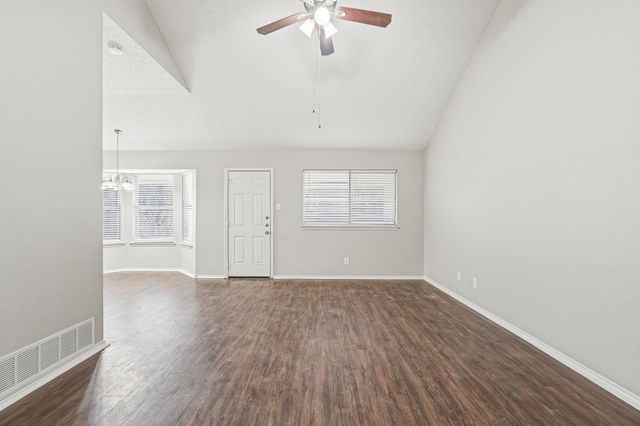 817 Ackers Drive, Arlington, TX 76001