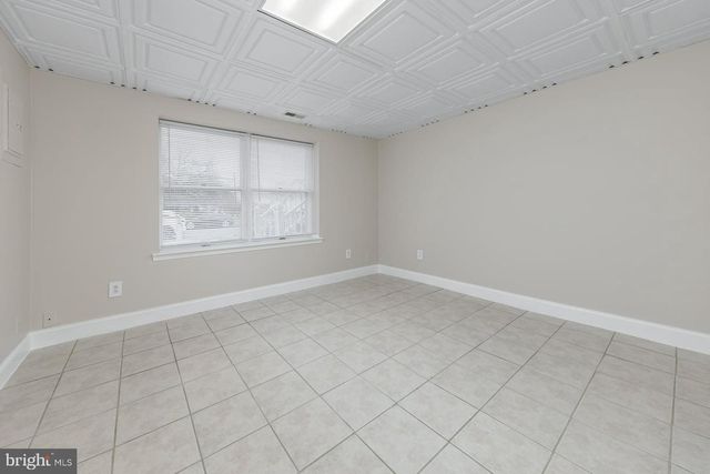 765 WILLOW DR, Gibbstown, NJ 08027
