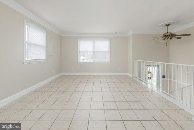 765 WILLOW DR, Gibbstown, NJ 08027
