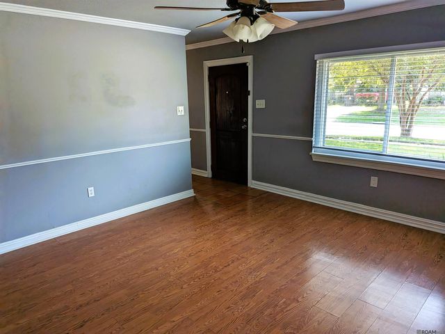 11591 Auburn Dr, Baton Rouge, LA 70816