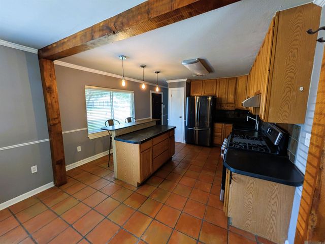 11591 Auburn Dr, Baton Rouge, LA 70816