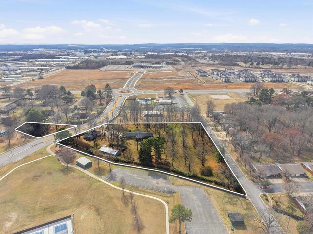525 Central Landing Blvd, Conway, AR 72032
