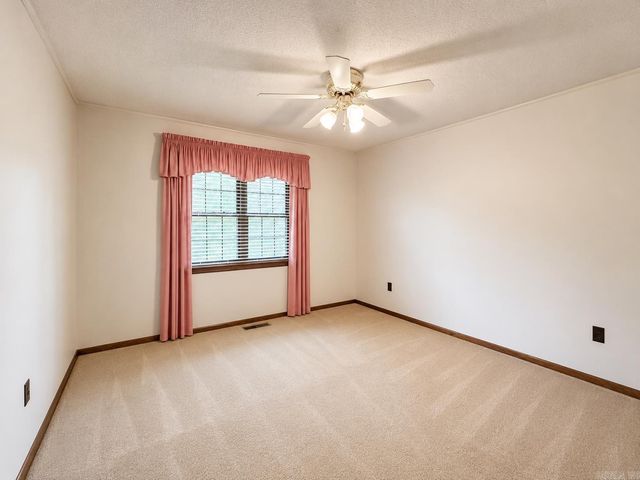 525 Central Landing Blvd, Conway, AR 72032