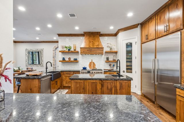 8 Shadywood Lane, Melissa, TX 75454