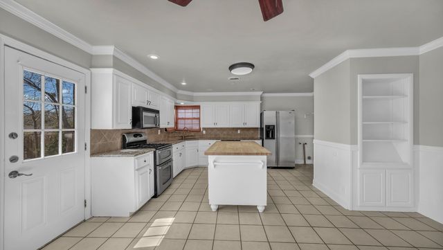 3213 Leith Avenue, Fort Worth, TX 76133