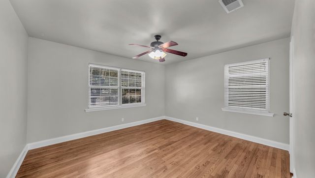 3213 Leith Avenue, Fort Worth, TX 76133