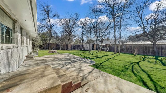 3213 Leith Avenue, Fort Worth, TX 76133