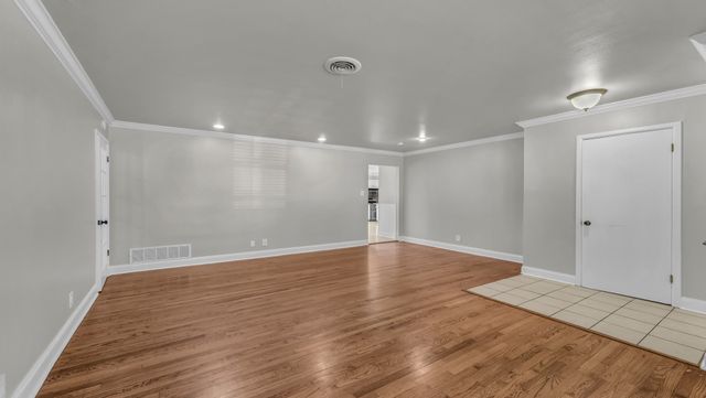 3213 Leith Avenue, Fort Worth, TX 76133