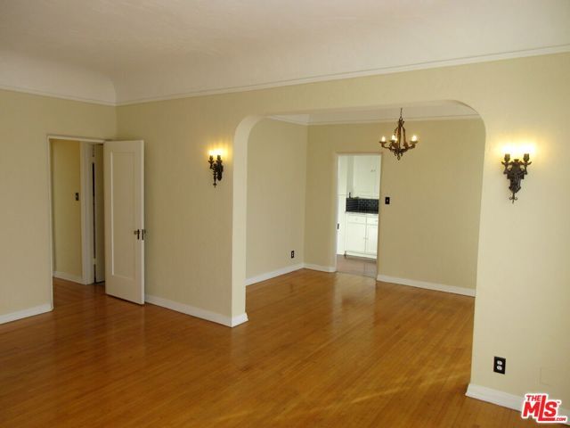 754 S Orange Grove Avenue, Los Angeles, CA 90036