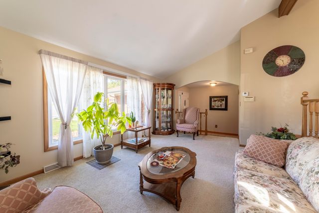 9857 Olcott Avenue, St. John, IN 46373