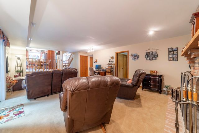 9857 Olcott Avenue, St. John, IN 46373