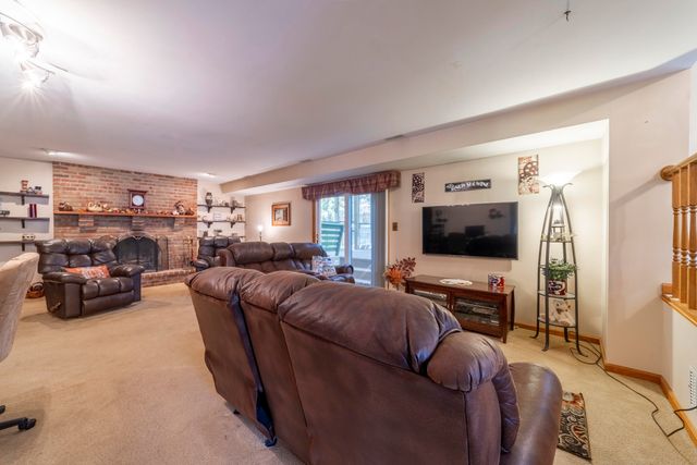 9857 Olcott Avenue, St. John, IN 46373