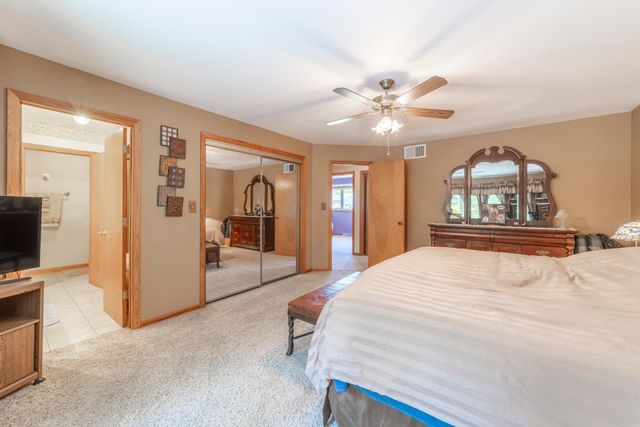 9857 Olcott Avenue, St. John, IN 46373