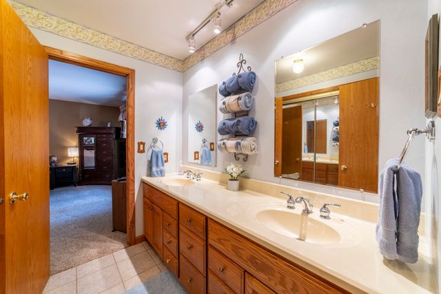 9857 Olcott Avenue, St. John, IN 46373