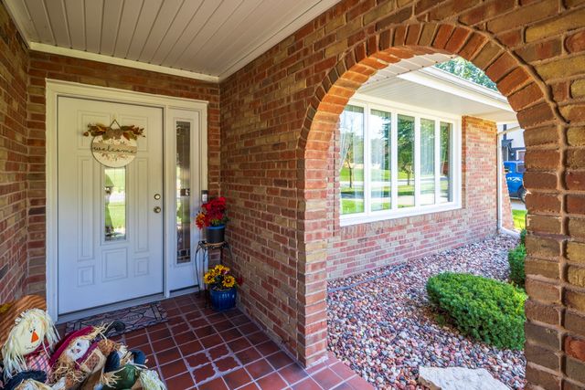 9857 Olcott Avenue, St. John, IN 46373