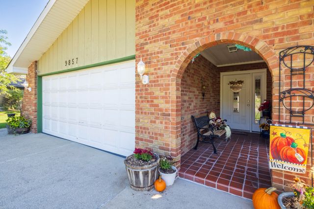 9857 Olcott Avenue, St. John, IN 46373