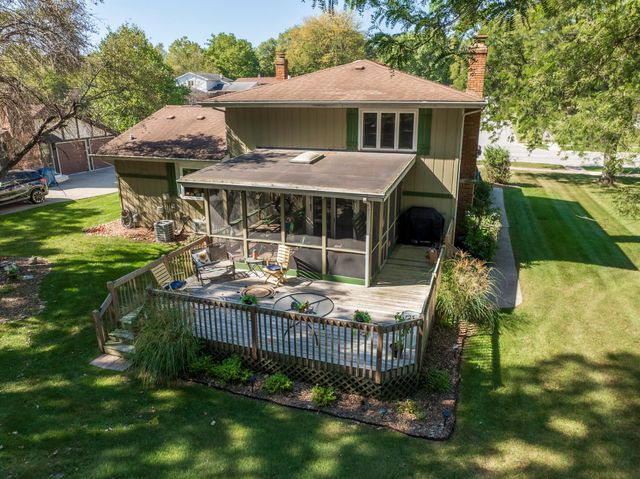 9857 Olcott Avenue, St. John, IN 46373