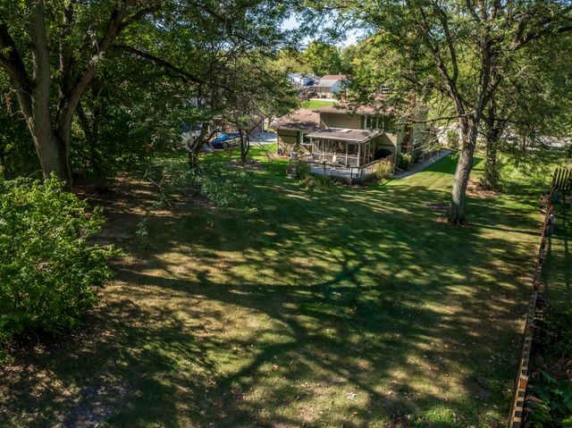 9857 Olcott Avenue, St. John, IN 46373