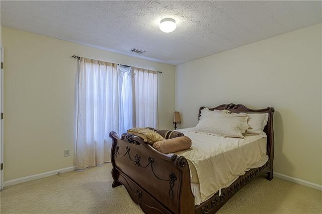 1516 Park Grove Drive, Lawrenceville, GA 30046