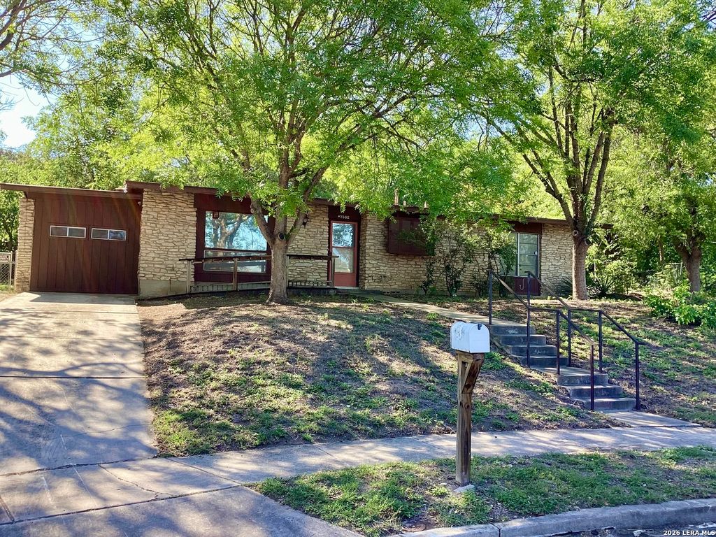 7502 Glacier, San Antonio, TX 78209