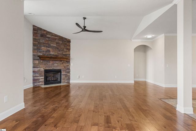 33 Crimson Glory Way, Travelers Rest, SC 29690