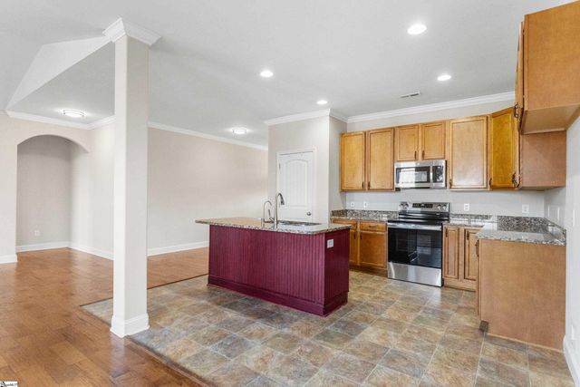 33 Crimson Glory Way, Travelers Rest, SC 29690