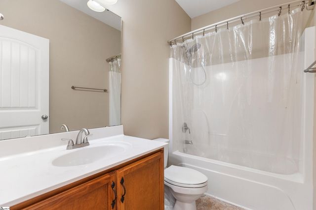 33 Crimson Glory Way, Travelers Rest, SC 29690