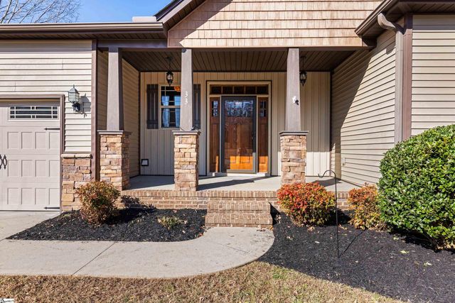 33 Crimson Glory Way, Travelers Rest, SC 29690