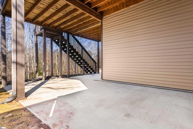 33 Crimson Glory Way, Travelers Rest, SC 29690