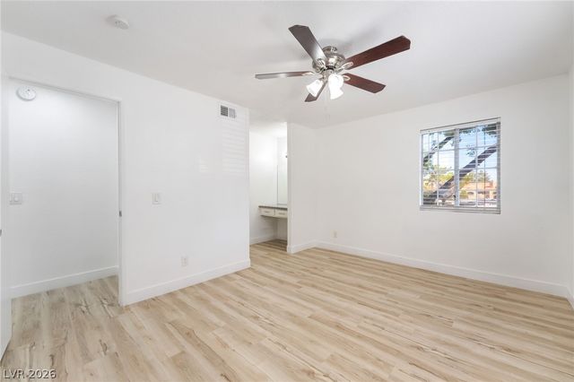5251 Mission Carmel Lane 208, Las Vegas, NV 89107