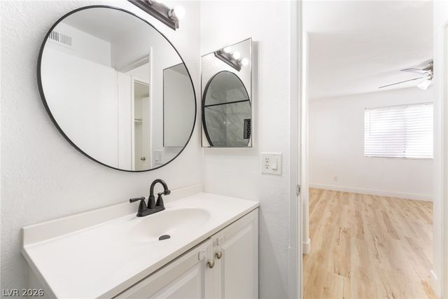5251 Mission Carmel Lane 208, Las Vegas, NV 89107