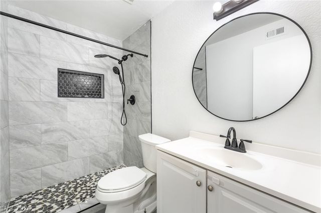 5251 Mission Carmel Lane 208, Las Vegas, NV 89107
