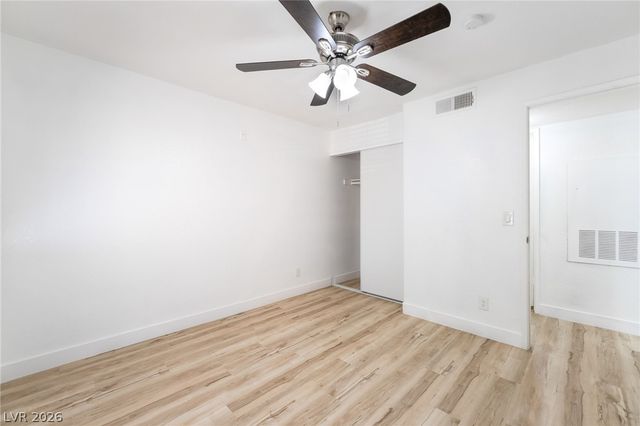 5251 Mission Carmel Lane 208, Las Vegas, NV 89107