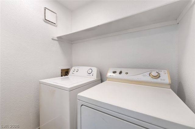 5251 Mission Carmel Lane 208, Las Vegas, NV 89107