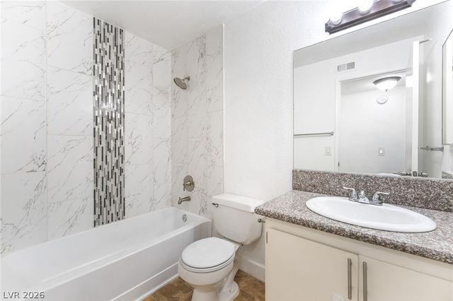 5251 Mission Carmel Lane 208, Las Vegas, NV 89107