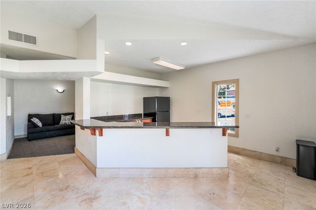 5251 Mission Carmel Lane 208, Las Vegas, NV 89107