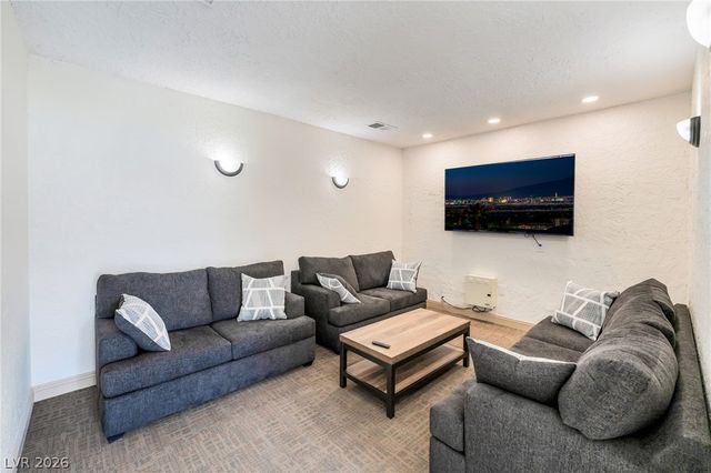 5251 Mission Carmel Lane 208, Las Vegas, NV 89107