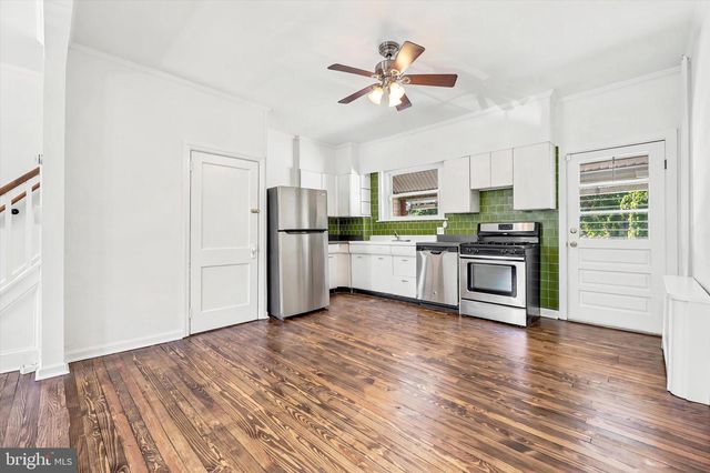 117 E 3RD AVE, Conshohocken, PA 19428